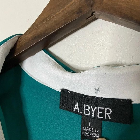 Colorblock Top Tunic Style Blouse Button Shirt Size Large Green Black 3/4 Sleeve - Picture 6 of 8